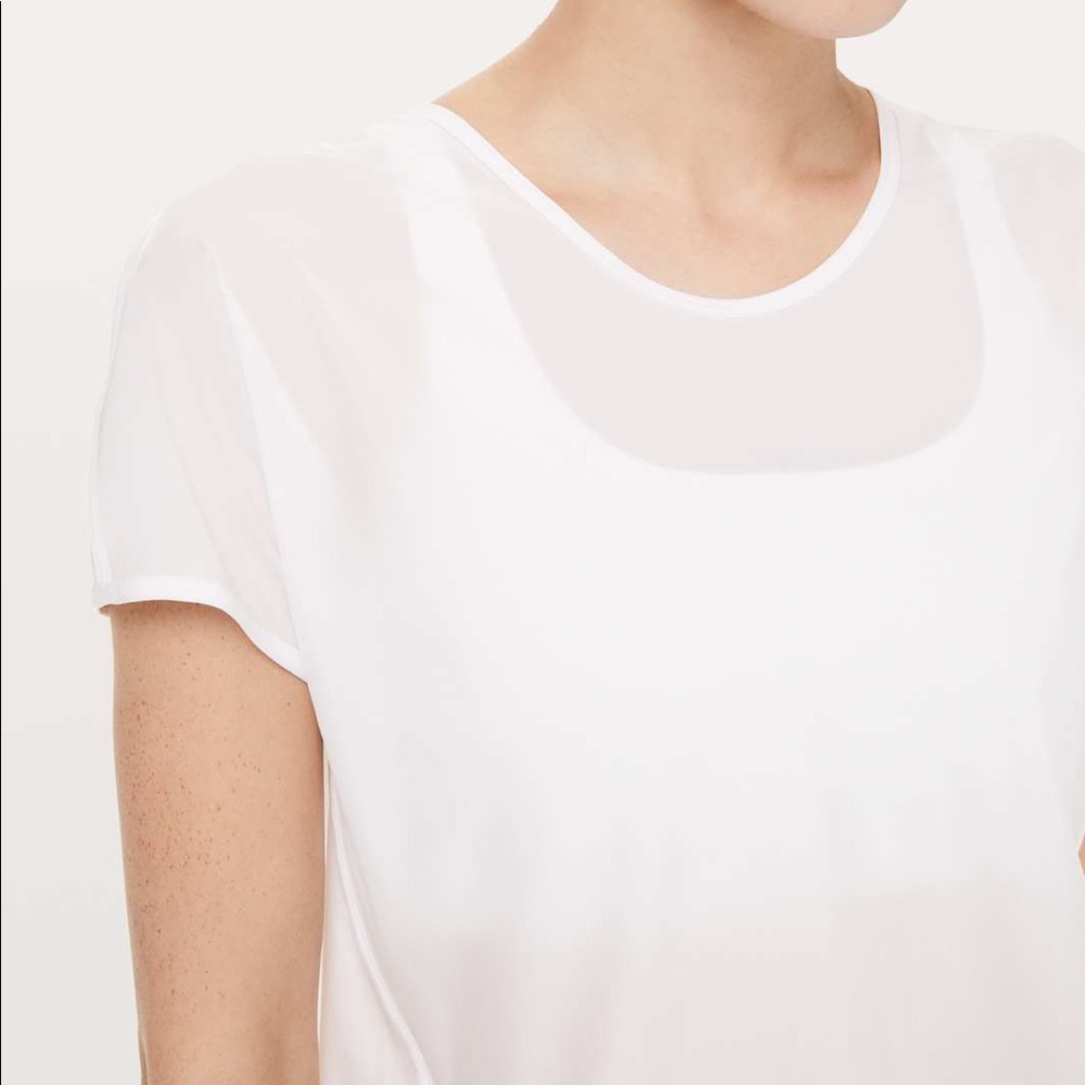 Lululemon twist & train top